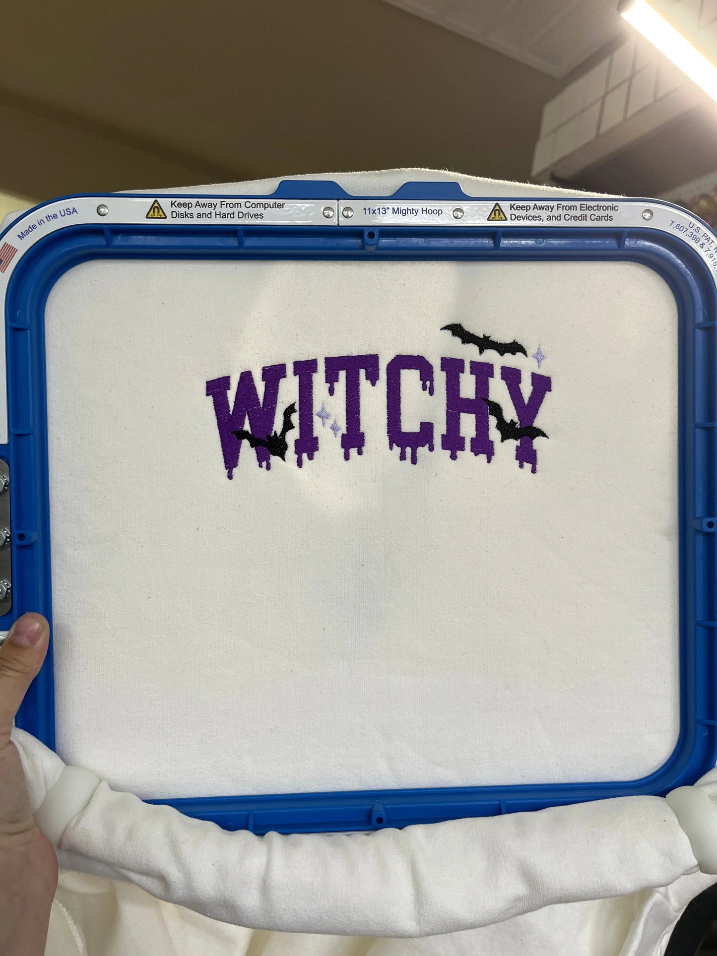 Witchy embroidered Crewneck Johnson Heirloom