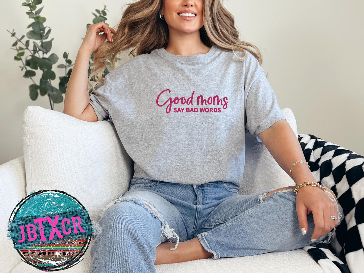 Good Moms embroidered T-Shirt/Crewneck