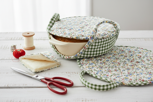 How to Make a Fabric Casserole Cover (Insulated &amp; Beginner-Friendly)