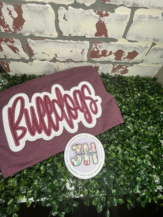 Bulldogs embroidered T-Shirt/Crewneck Johnson Heirloom