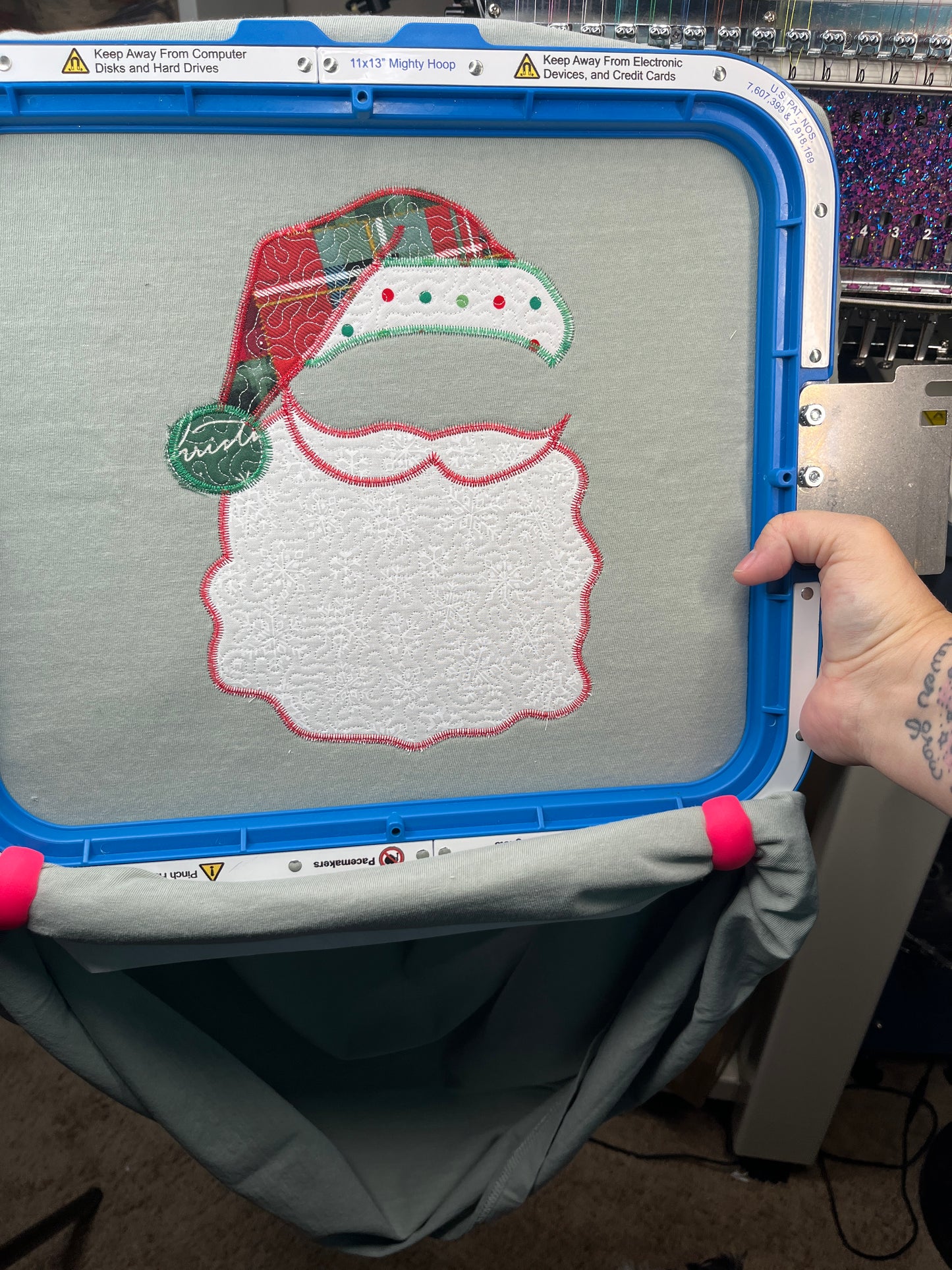 Quilted Santa embroidered T-Shirt/Crewneck