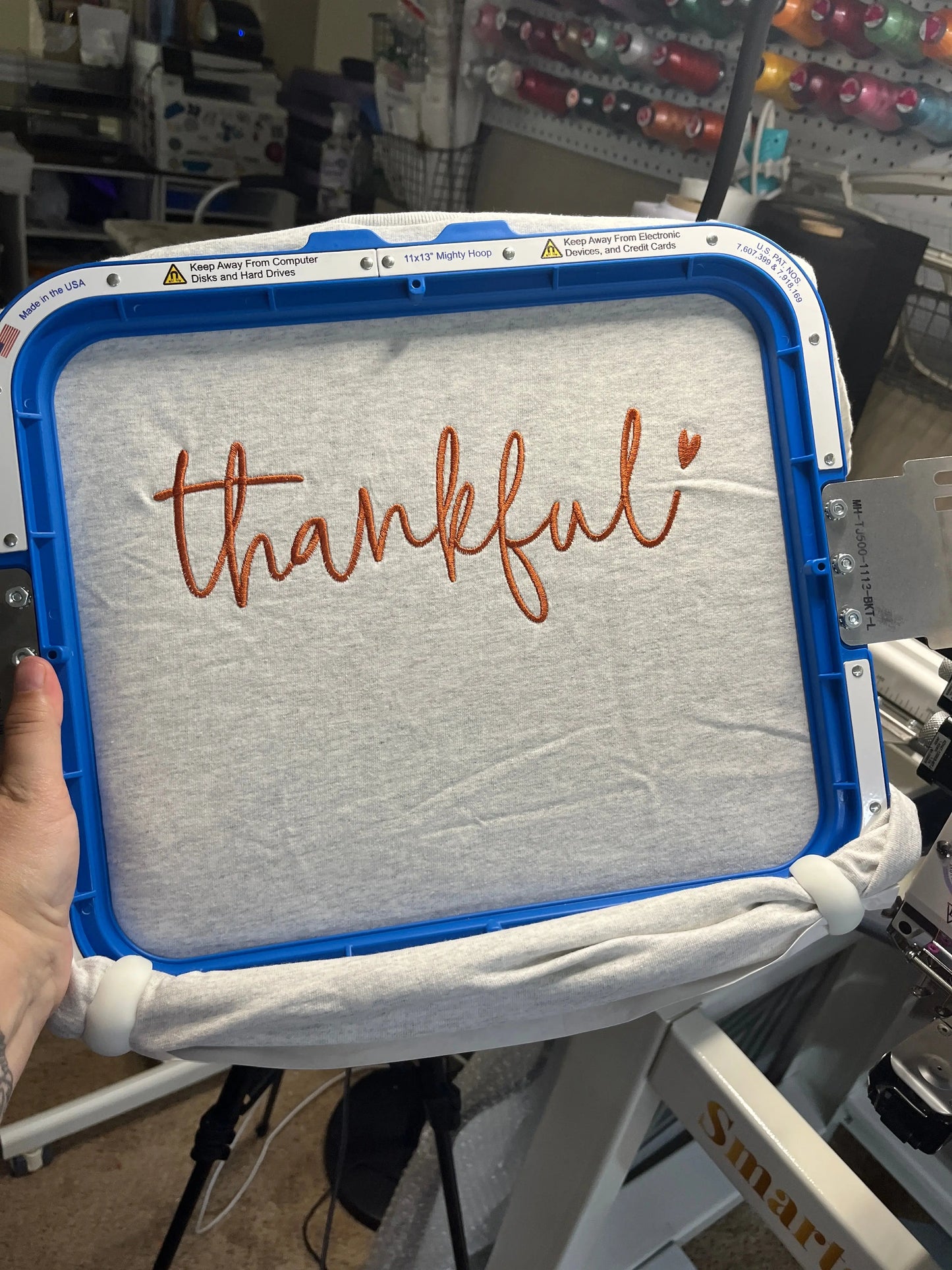 Thankful embroidered T-Shirt/Crewneck Johnson Heirloom