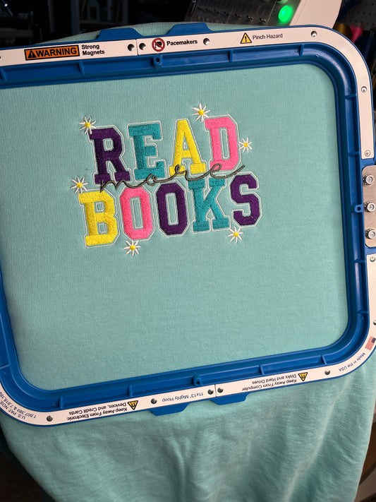 Read more books embroidered T-Shirt/Crewneck