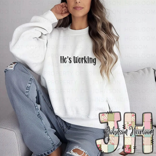 He's Working embroidered T-Shirt/Crewneck Johnson Heirloom