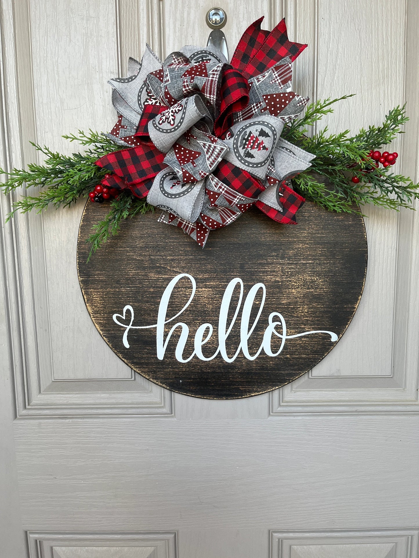 Hello Wooden Round Door Sign w/ Magnetic Interchangeable Bow